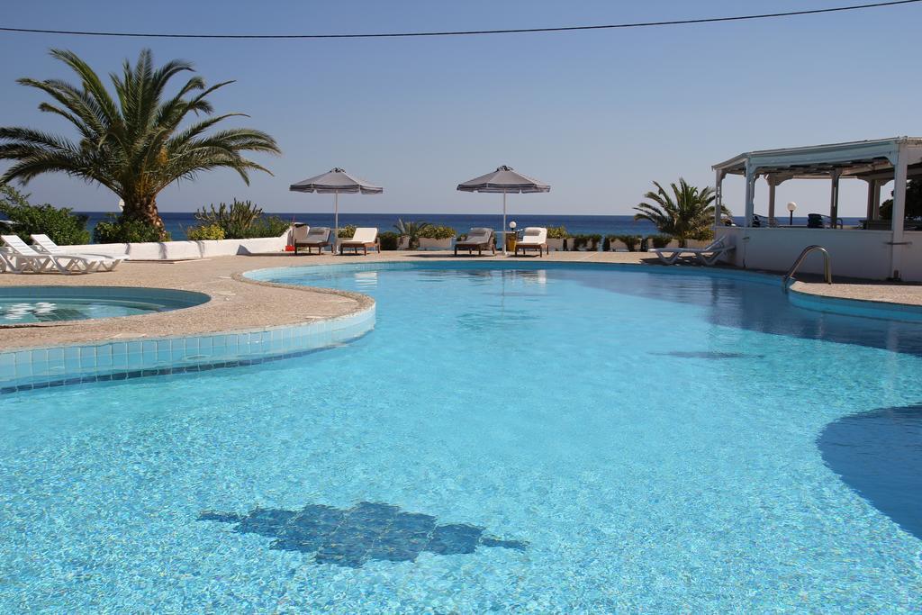 Mediterranean Hotel カルパトス エクステリア 写真